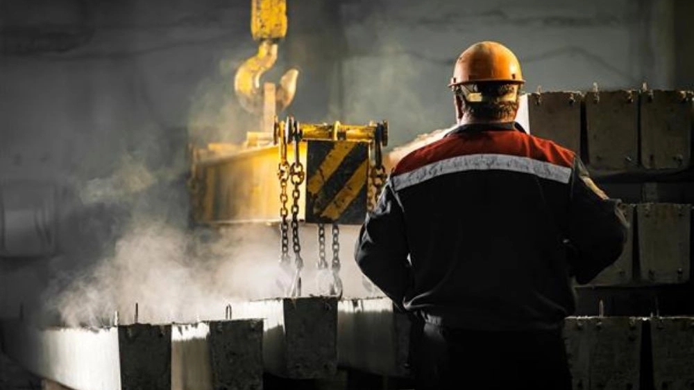 The best crane repair center in Miandoab
