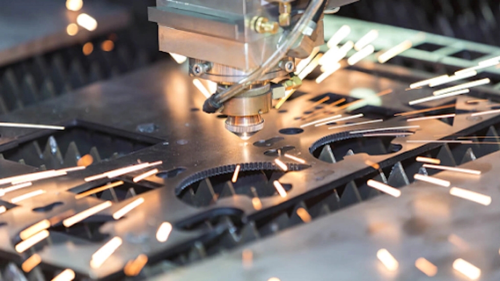 Arta Sanat, punch metal laser cutting and electric welding services in Isfahan