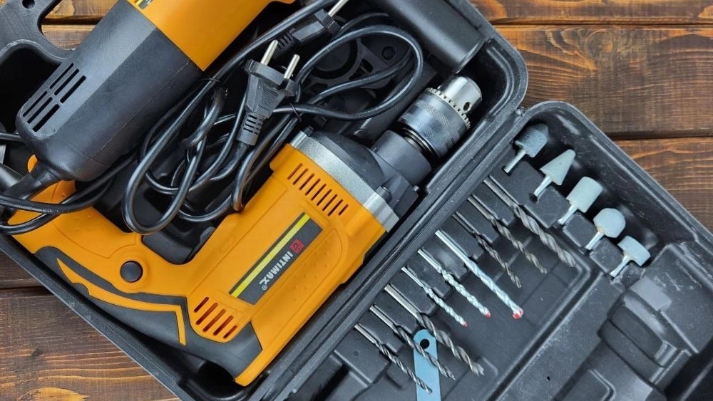 Melki tool store, sale of electric drills and electric motors in Isfahan