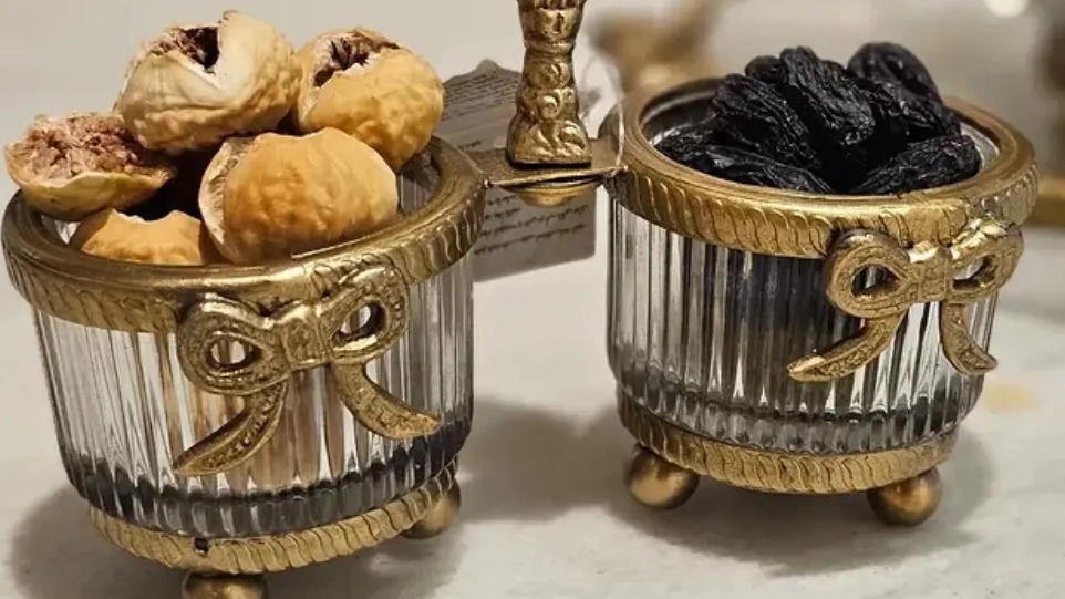 Maha Gallery, import and sale of brass and steel dishes in Tehran