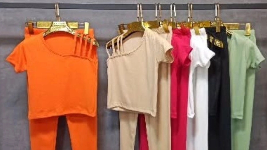 Yasi Fashion clothing, production and sale of all kinds of women's clothes in Isfahan