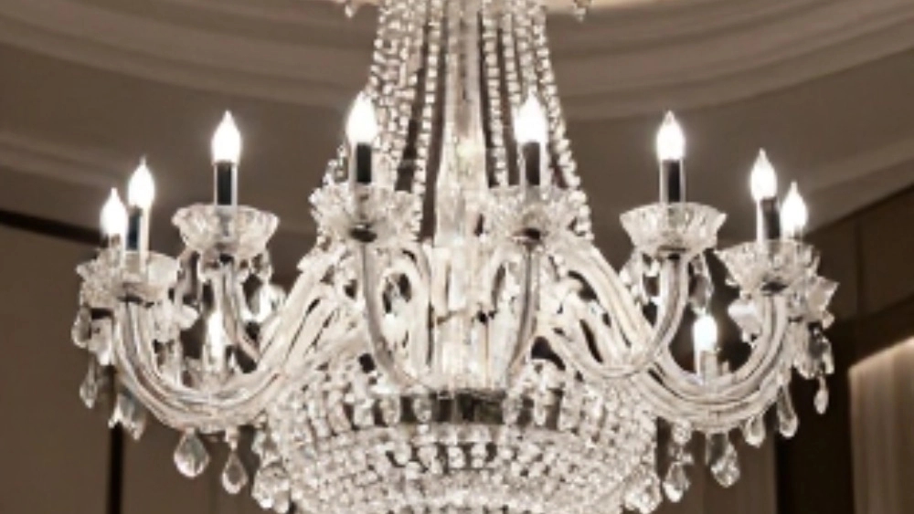 Guide to buying handmade glass chandeliers with reasonable prices, high quality and direct order