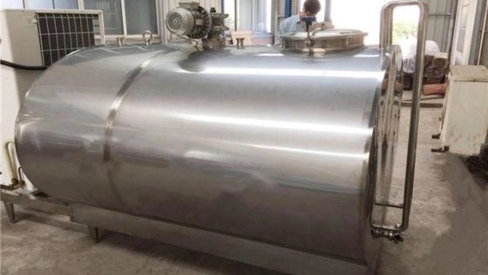 Buy a large milk storage tank, the price of the day, direct order from the manufacturer