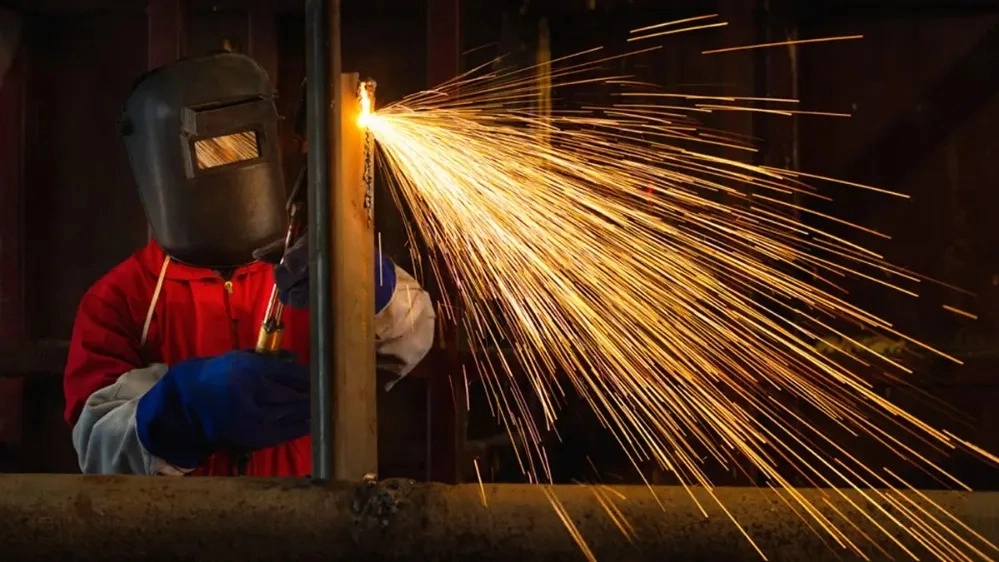 Tawfighi welding, door and window building welding services in Hamedan