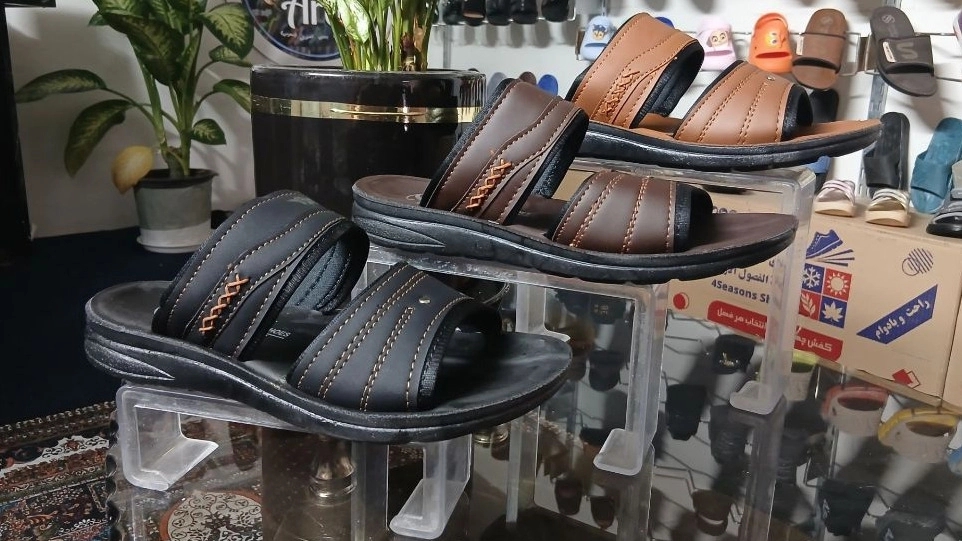 Rose shoe production, production and sales of sandals and hospital slippers in Tehran