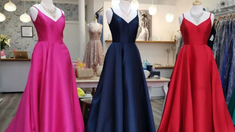 Luxurious design and sewing school, evening and bridal dress design training in Ardabil