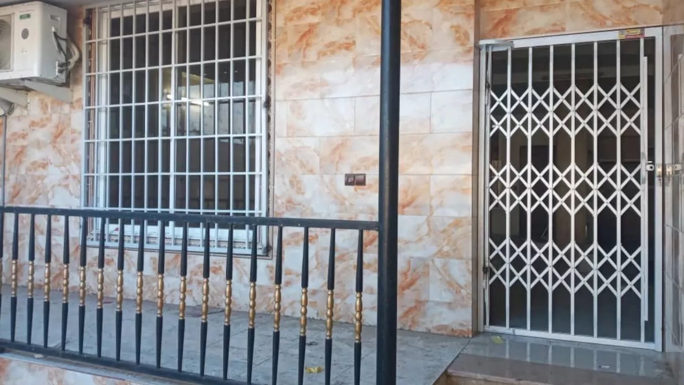 Akordeon kapısı mı yoksa hırsızlık önleyici kapı mı?
