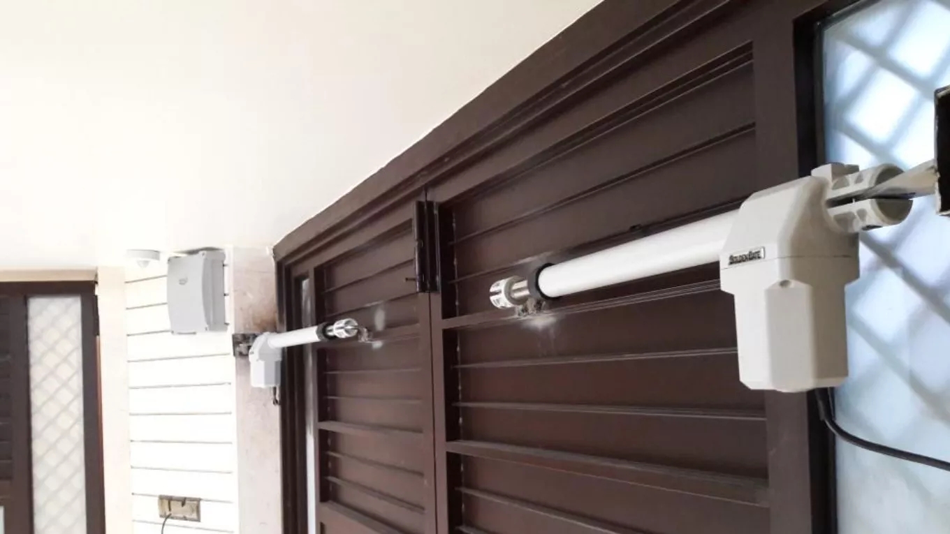 The largest specialized center for installation and repair of all types of automatic doors