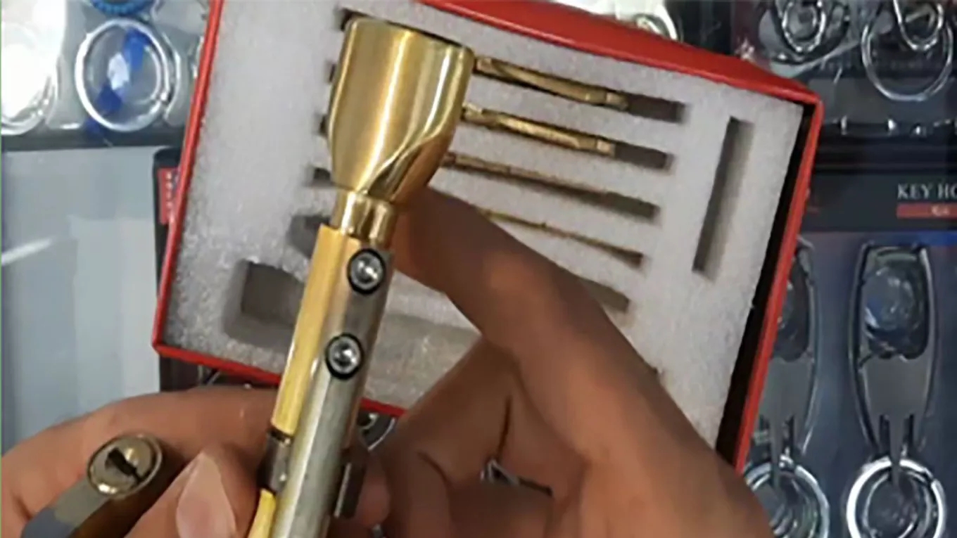 Super security anti-theft lock