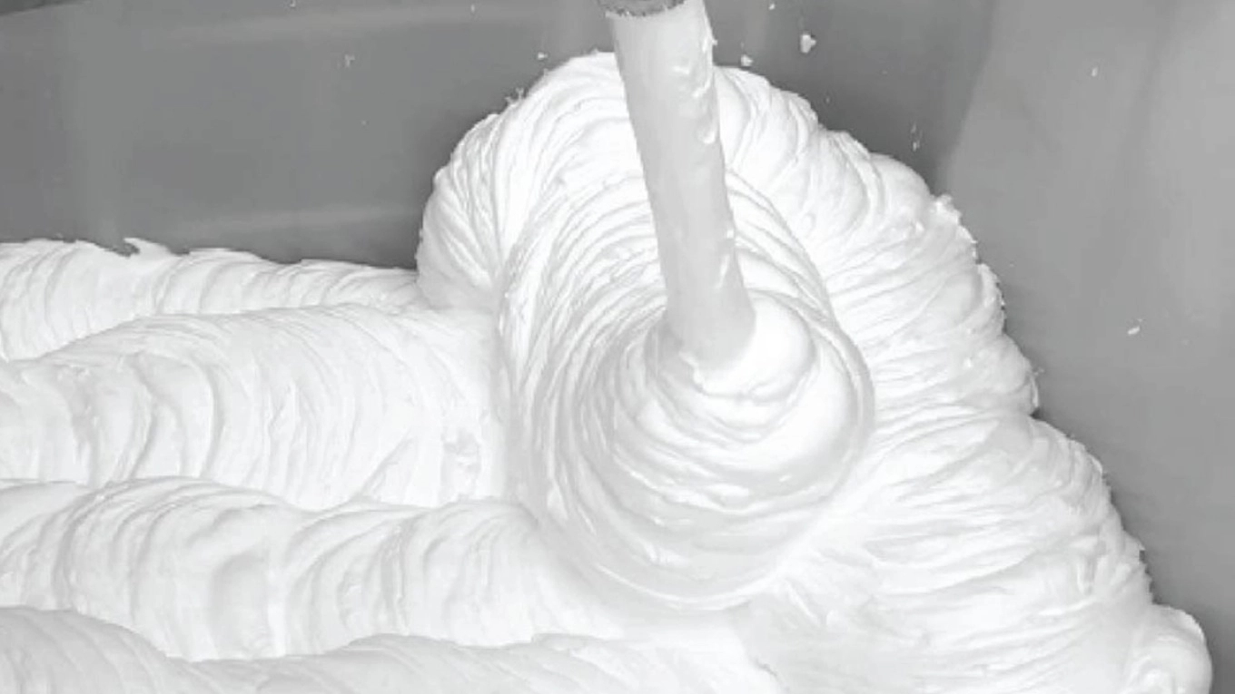 What are the types of liquid foam concrete?