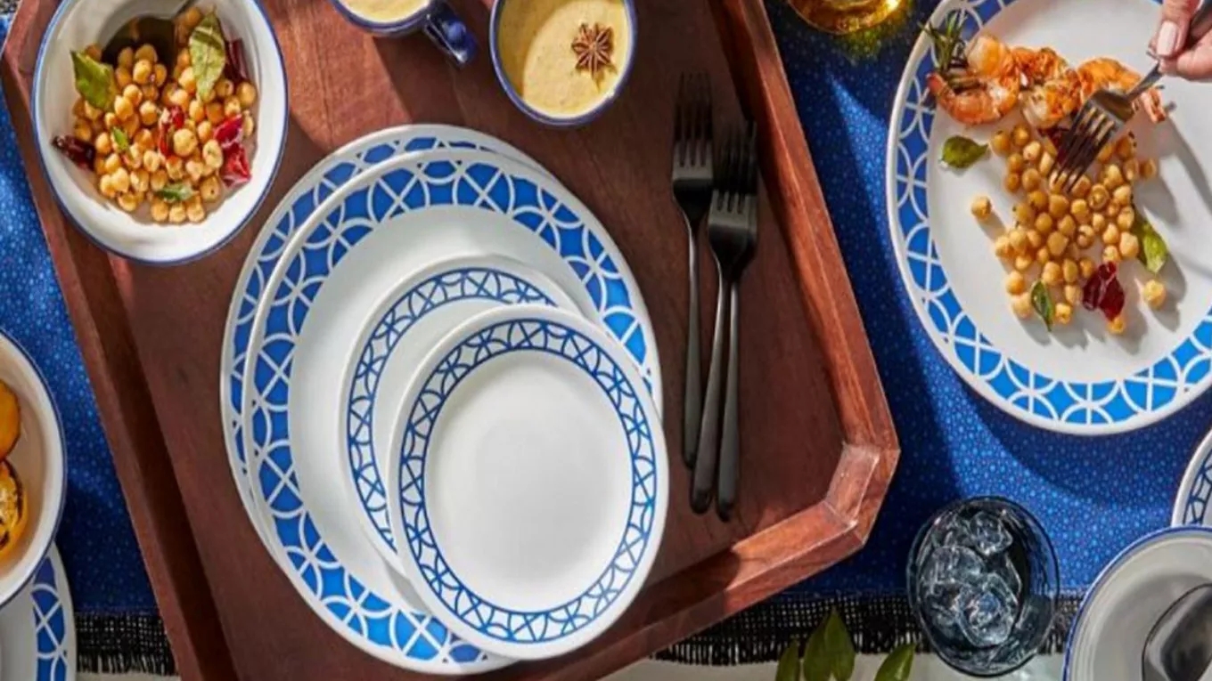 Checking all types of catering dishes