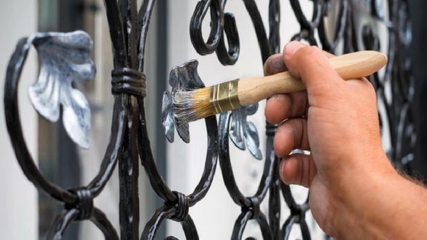 How to paint wrought iron?