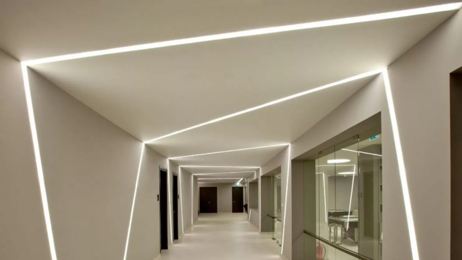 The advantages of linear lights