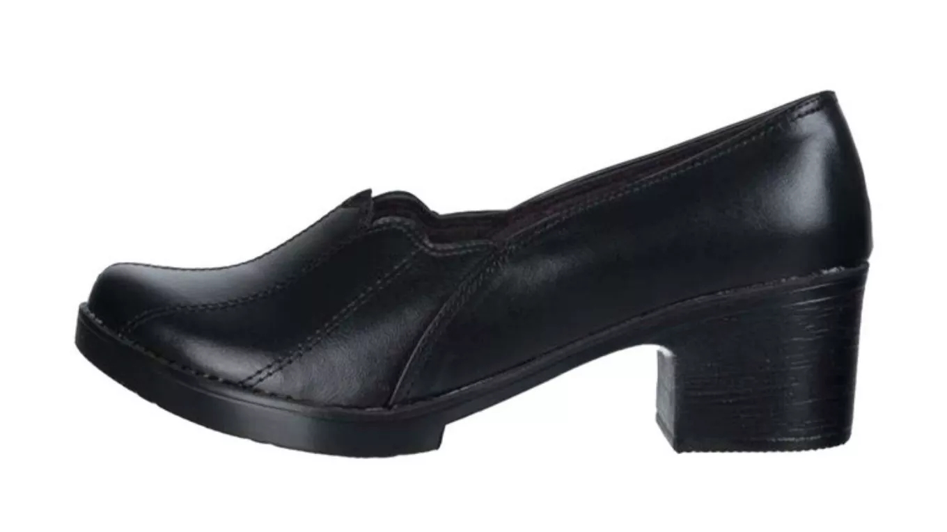 Benefits of wearing medical shoes