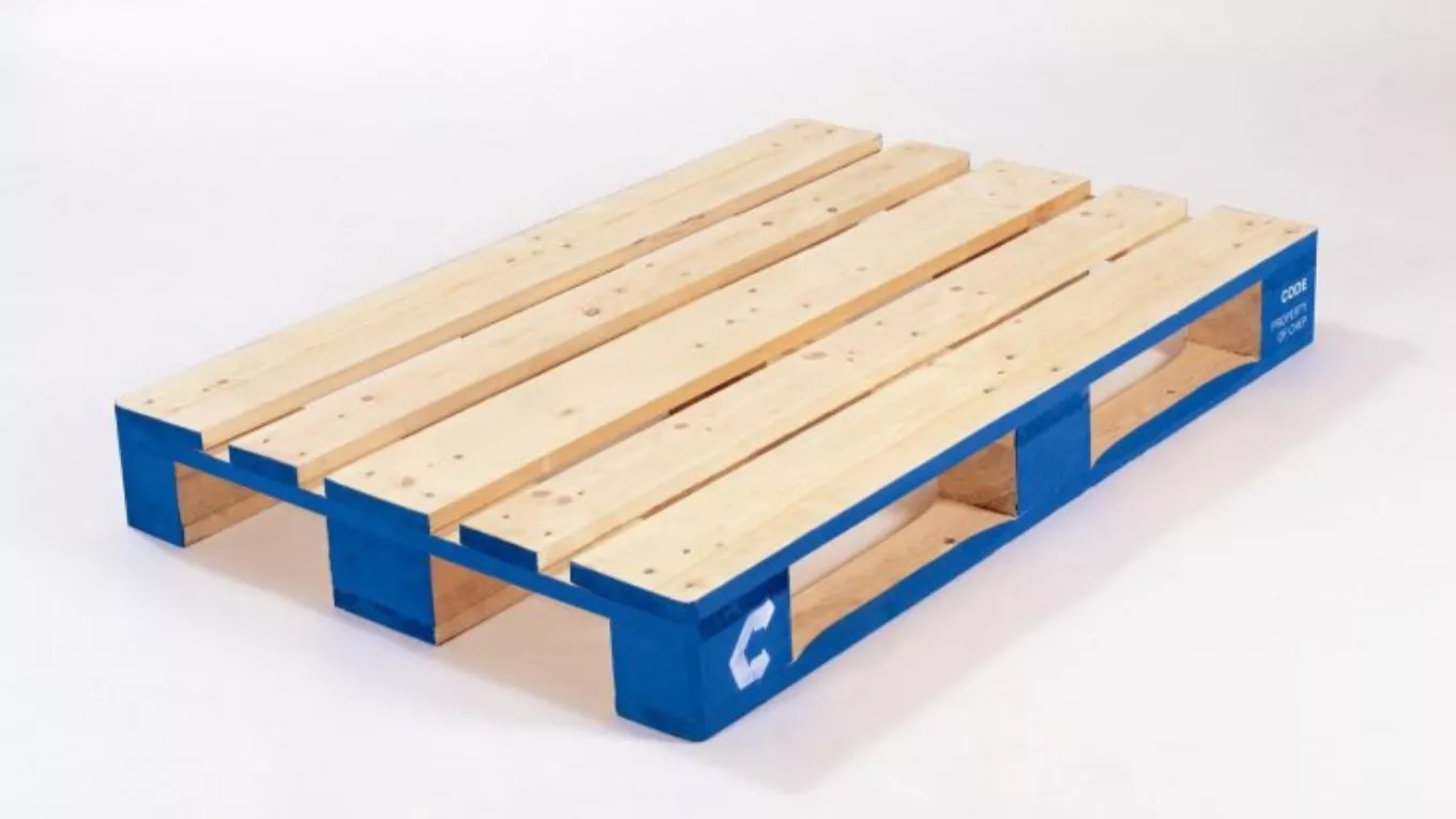 The use of wooden pallets