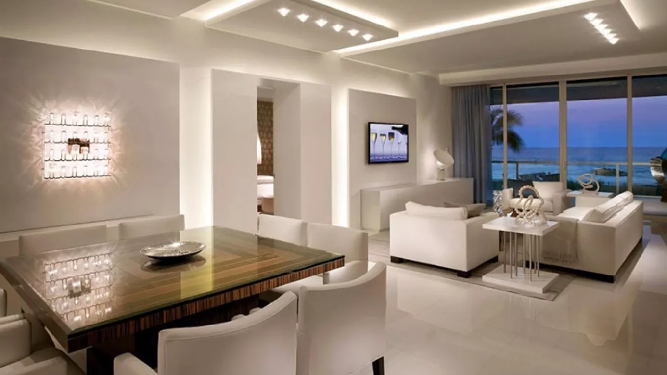 Does lighting have an effect on interior decoration?