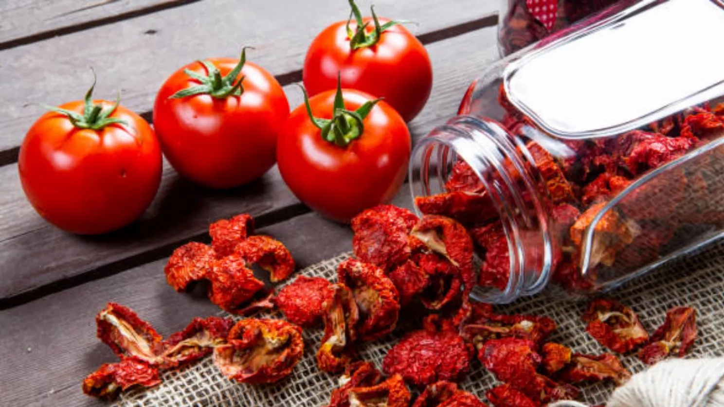 Minerals in the properties of dried tomatoes