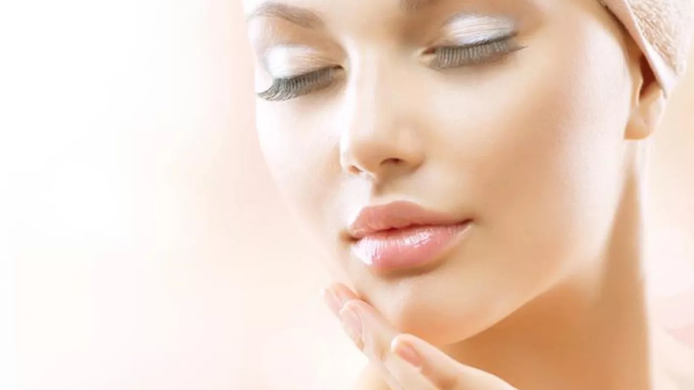 برای زیبایی پوست آیا استفاده از محصولات آرایشی بهداشتی ضروری است؟