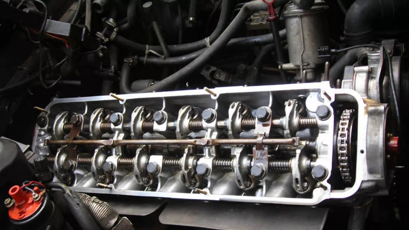 Getting to know the construction of the car valve
