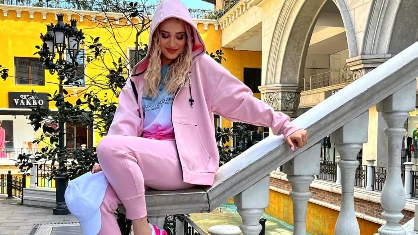 Kadın spor giyim seti seçme rehberi