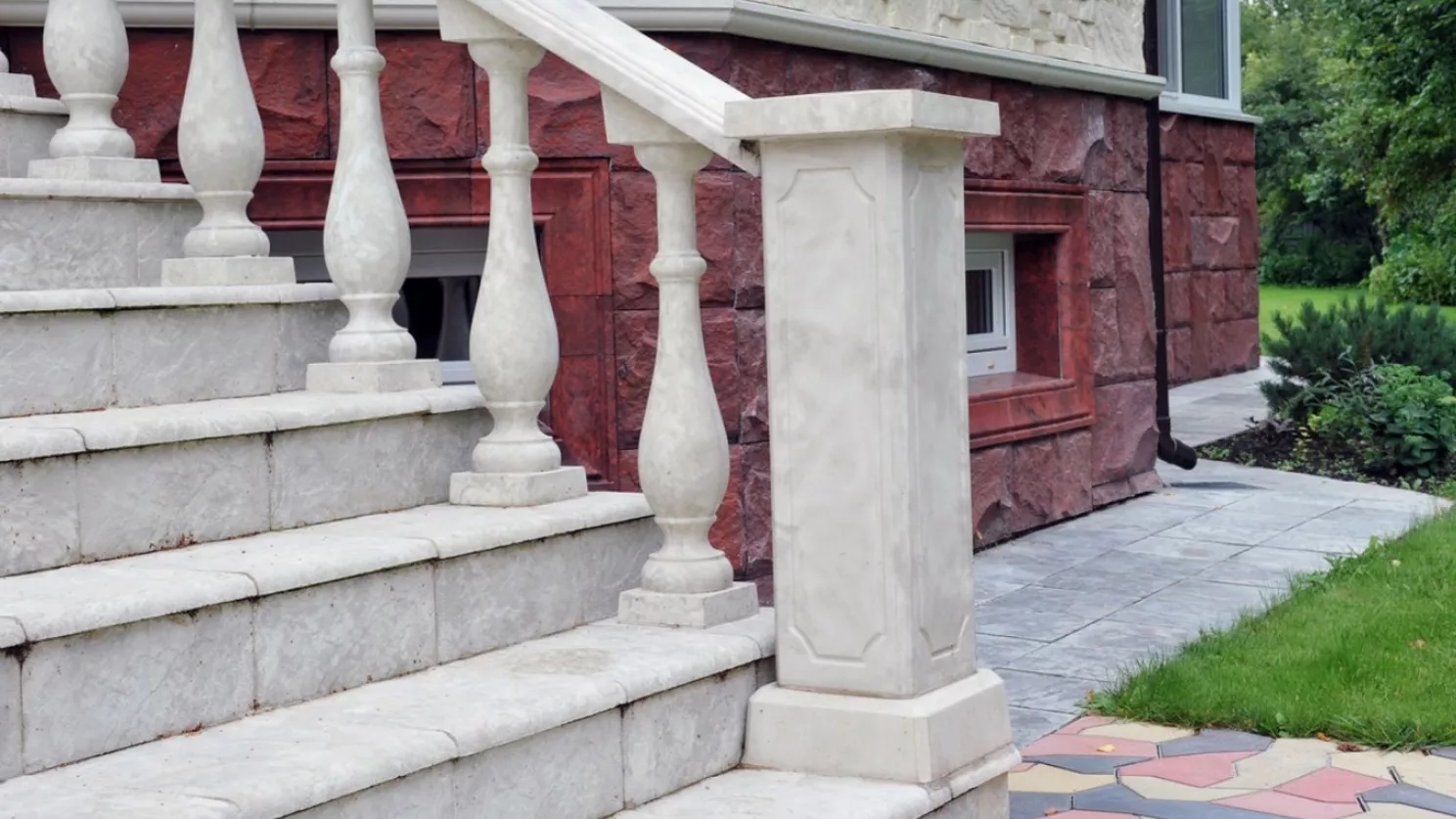 Types of stone fences in the building and the points you should keep in mind when buying it