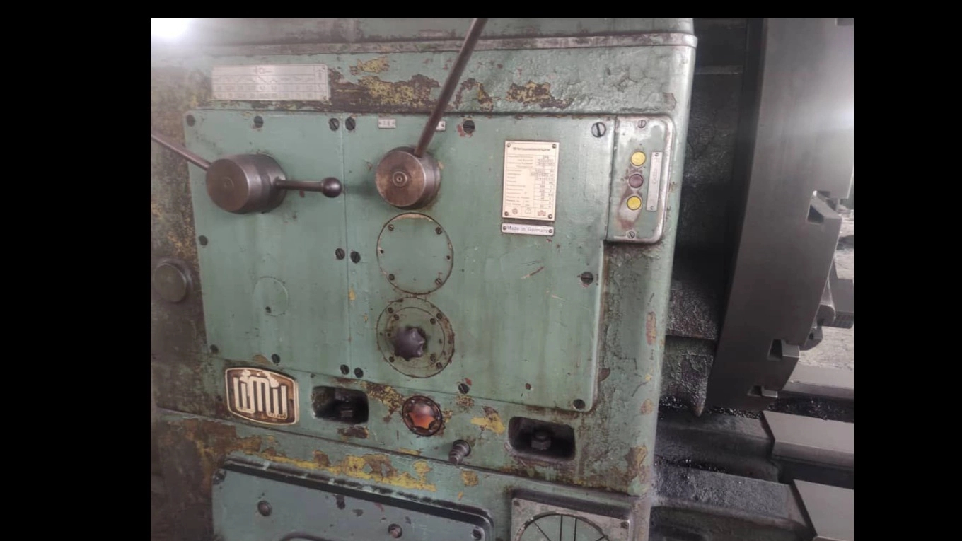 تعمیرات تخصصی نصب و راه اندازی کلیه دستگاههای ماشین ابزار شامل کاروسل بورینگ و تراش