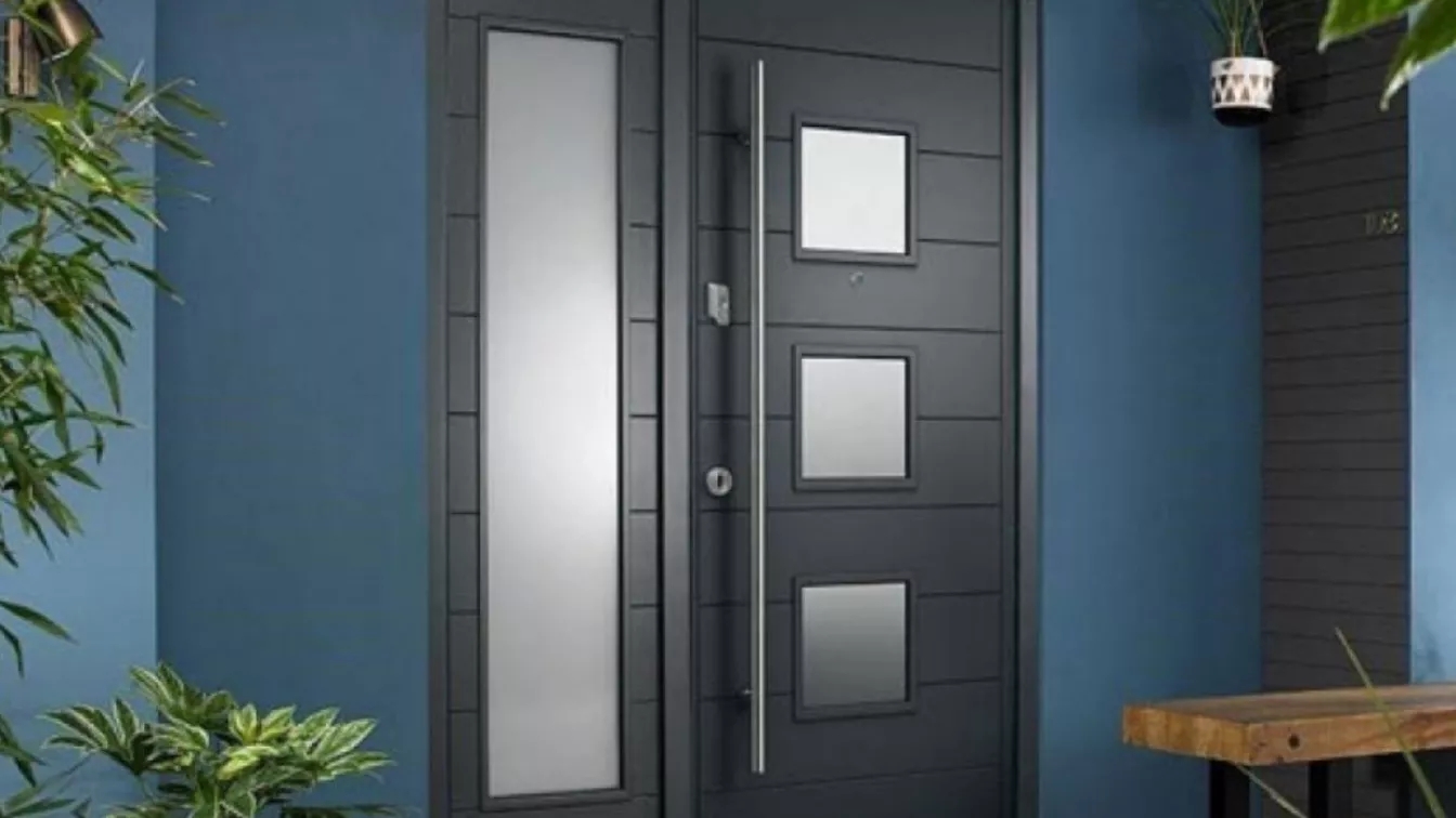 Features + benefits of anti-theft door