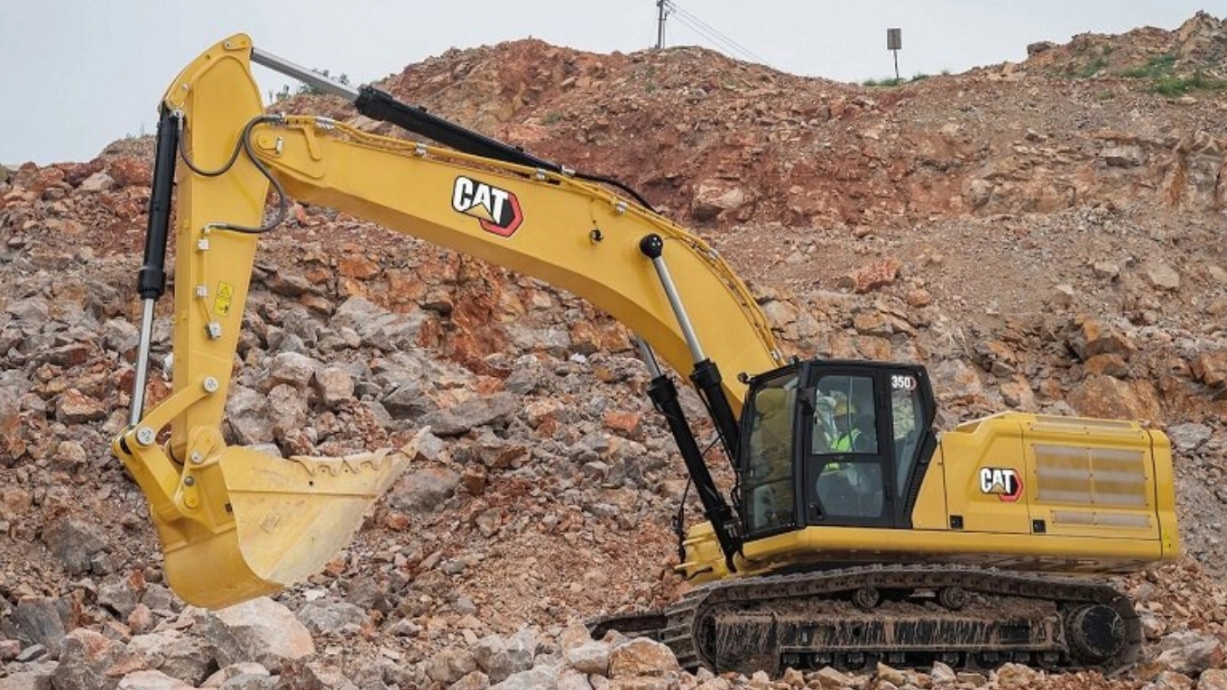 آشنایی با قطعات موجود در بیل مکانیکی