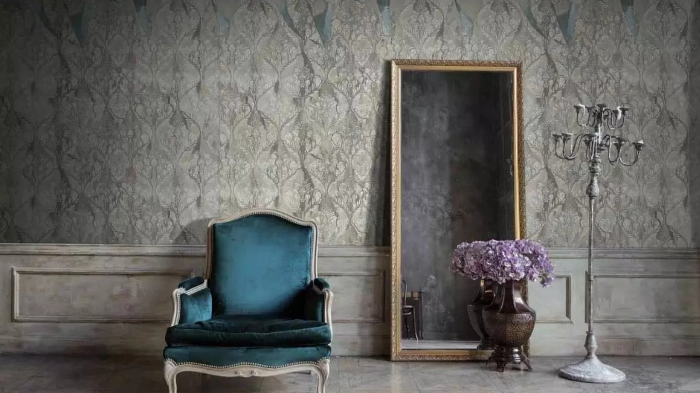 Getting to know the types of patina on the wall