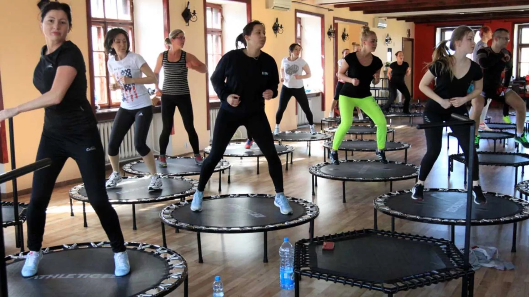 فوائد مذهلة للقفز لجميع الأعمار