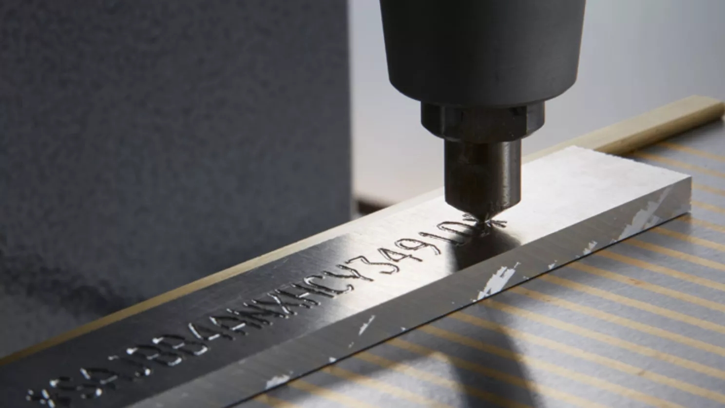 Advantages of fiber engraving machine