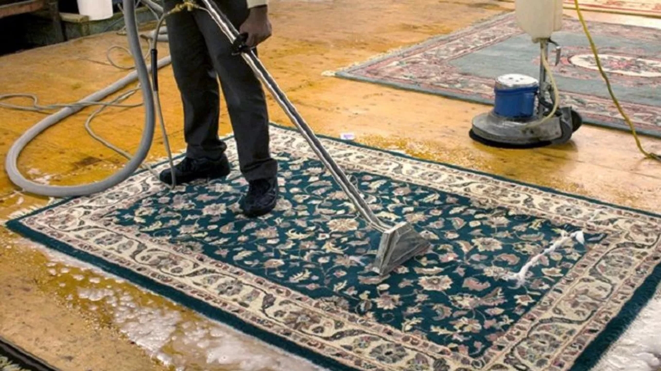 Carpet washing machine and equipment needed for carpet washing