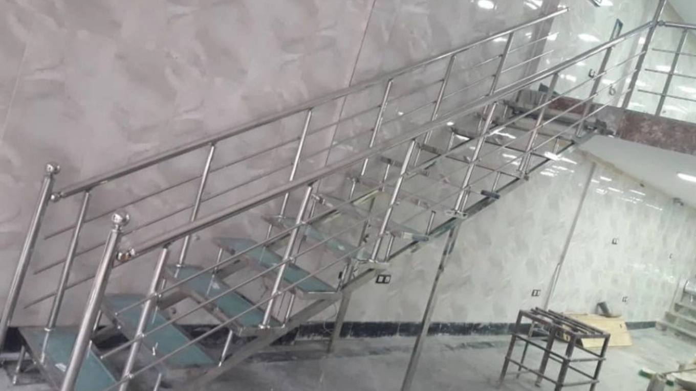 Types of steel fences and their use