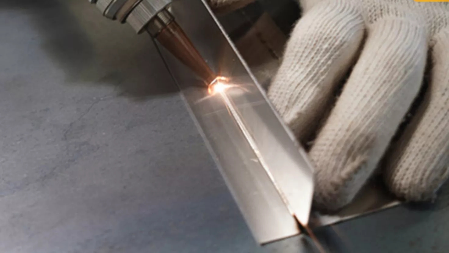 Laser and its use in the steel industry