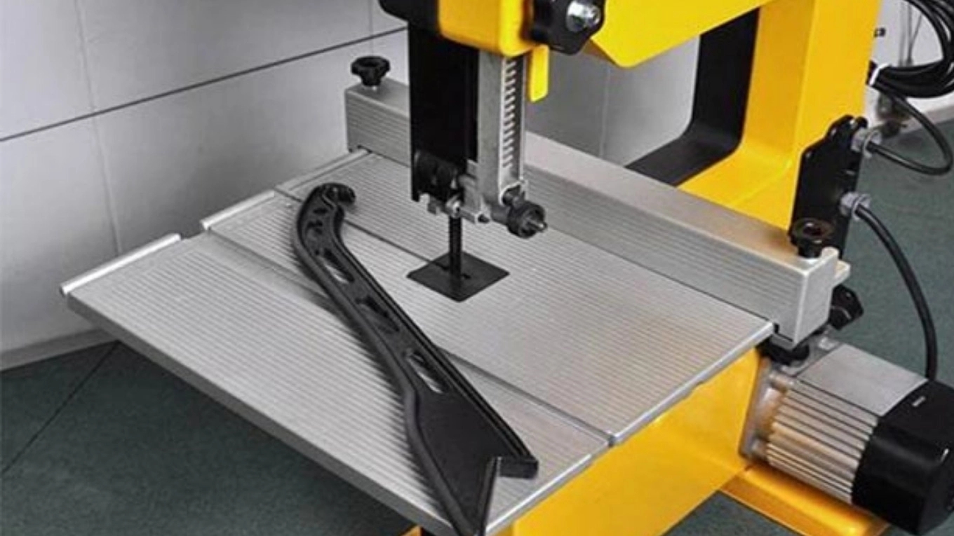 Types of woodworking devices and their use