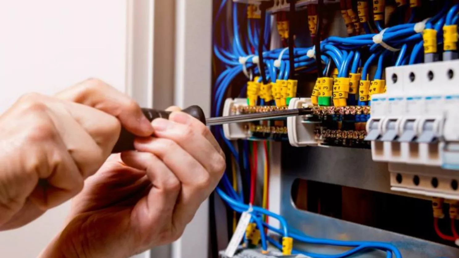 How to wire the building