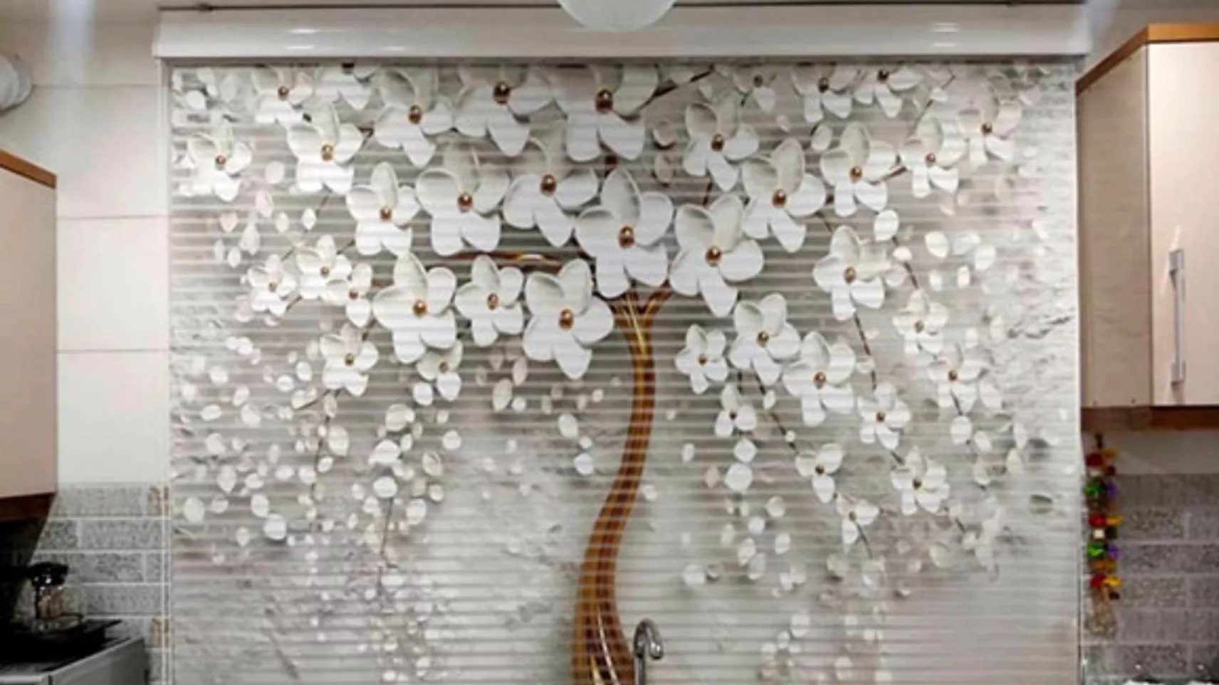 Wash zebra curtains without damaging them with this method!
