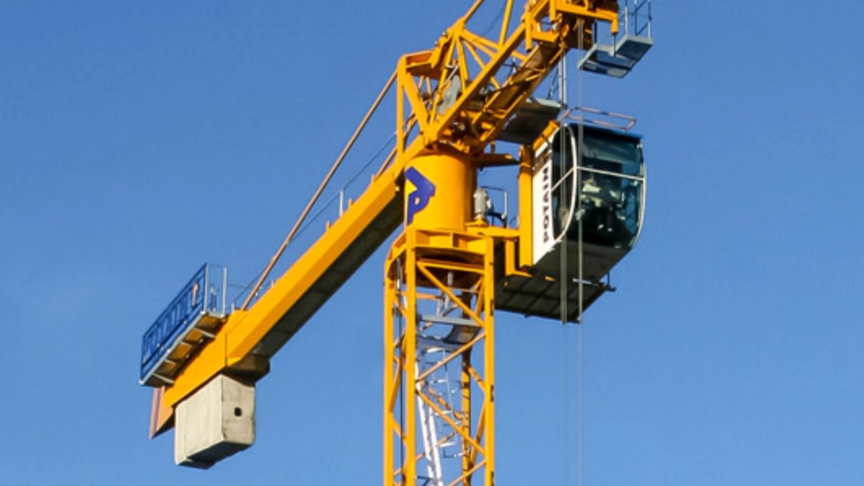 What are the types of workshop elevators?