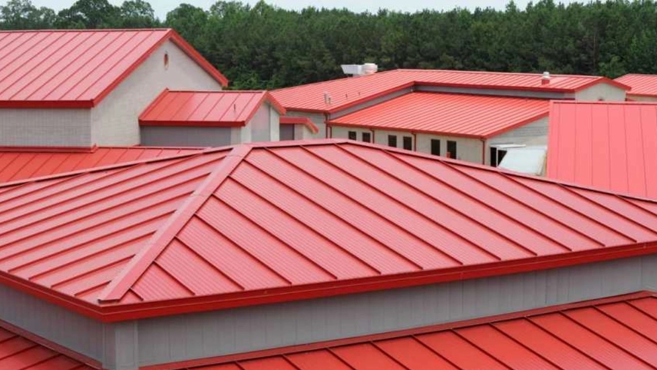 Types of ceiling sandwich panels