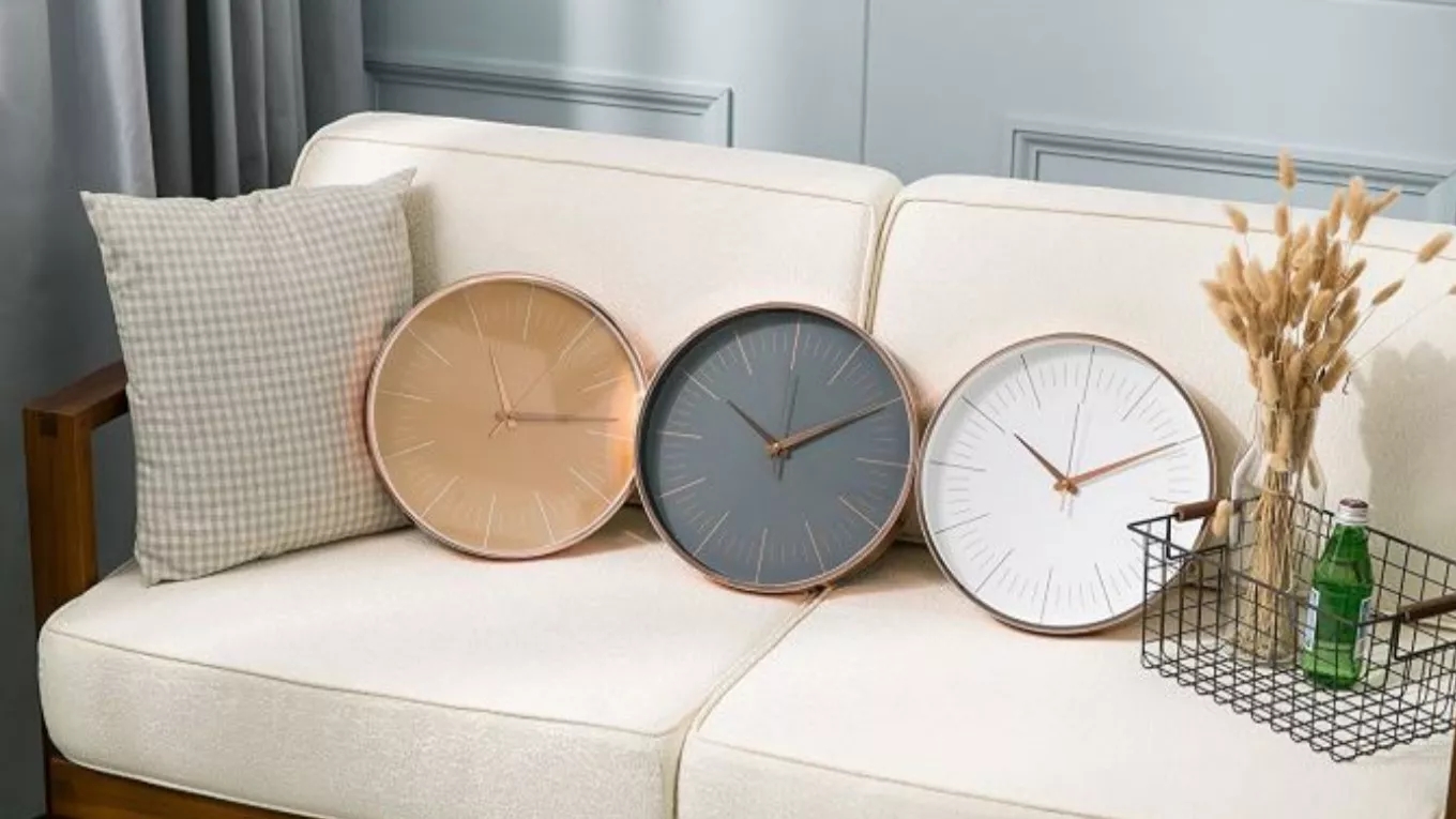 What points should we pay attention to when buying a wall clock?