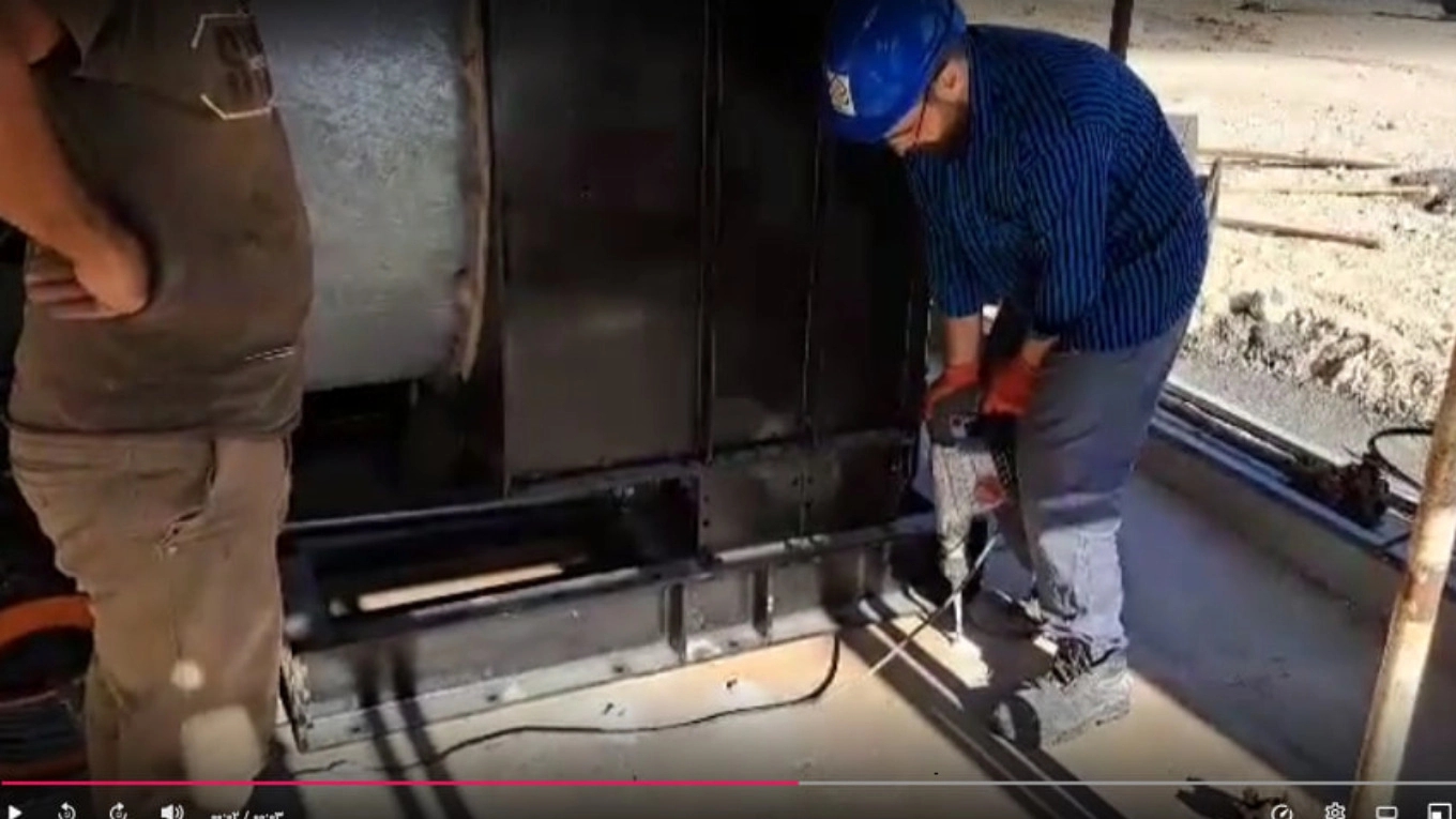 Installation of Qsk78 cummins radiator of Techno Diesel Plus Engineering Group in Tehran