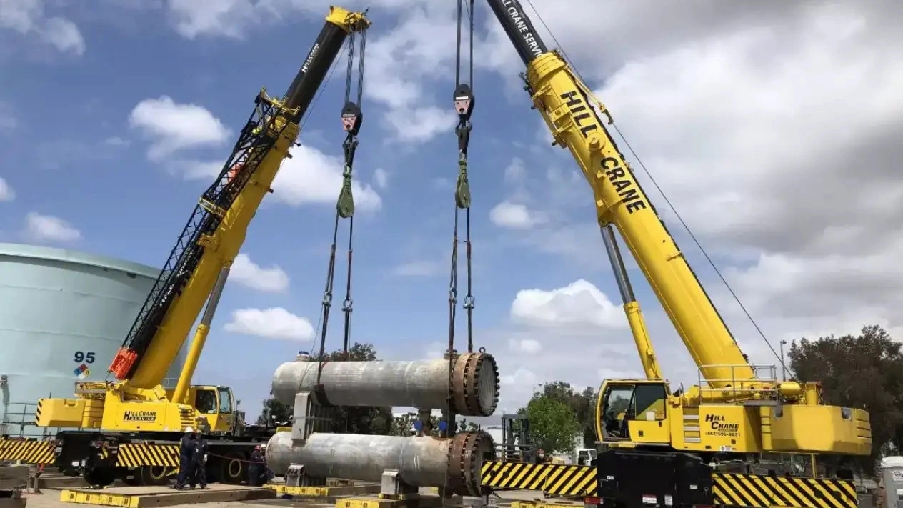 What is a crane and what are its uses?