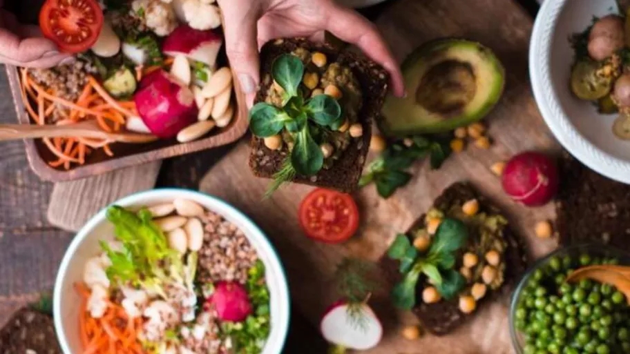 What do vegans eat?