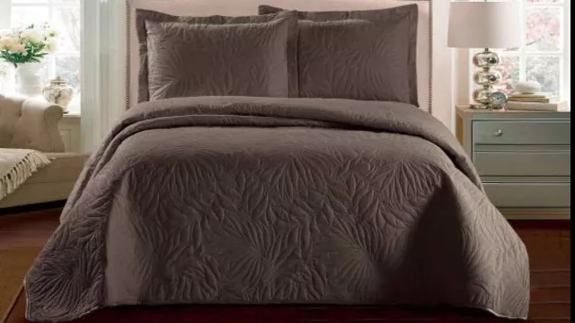 The best bedspread with velvet fabric