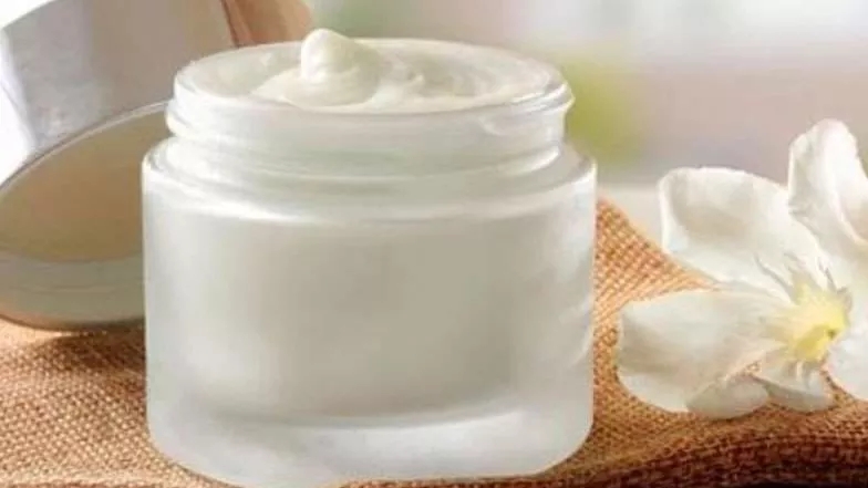 All kinds of skin care creams