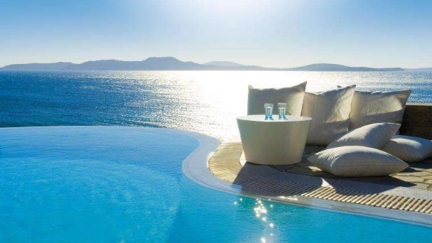 All about infinity pool