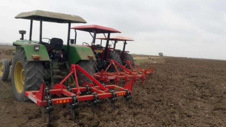 4 types of the most widely used modern agricultural machines and tools
