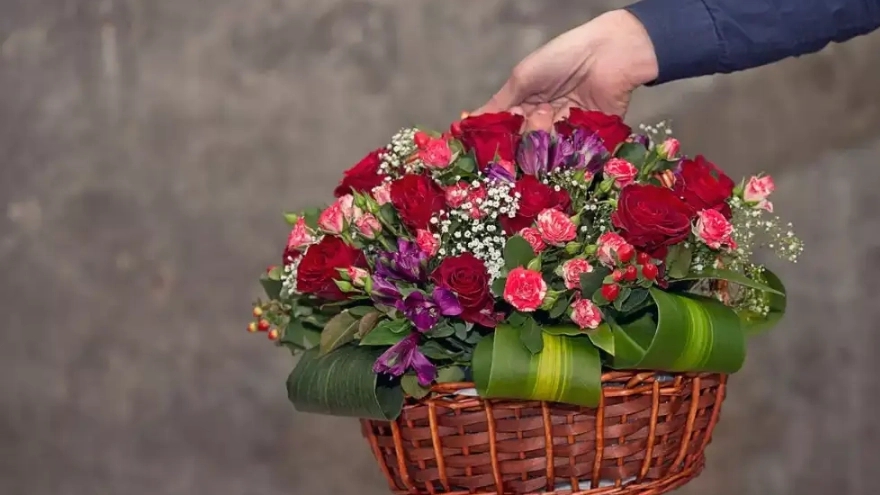A suitable flower for courtship