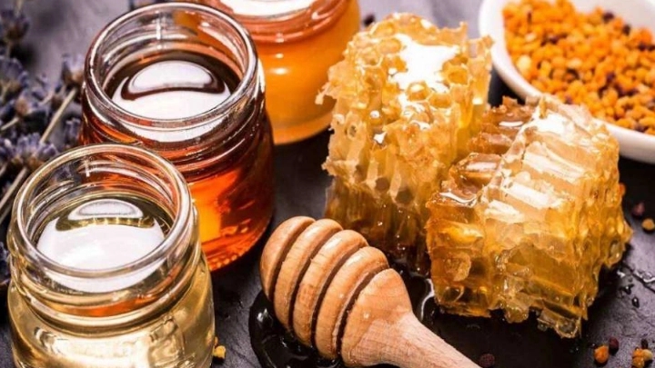 Properties of natural honey and a miracle that you are unaware of!