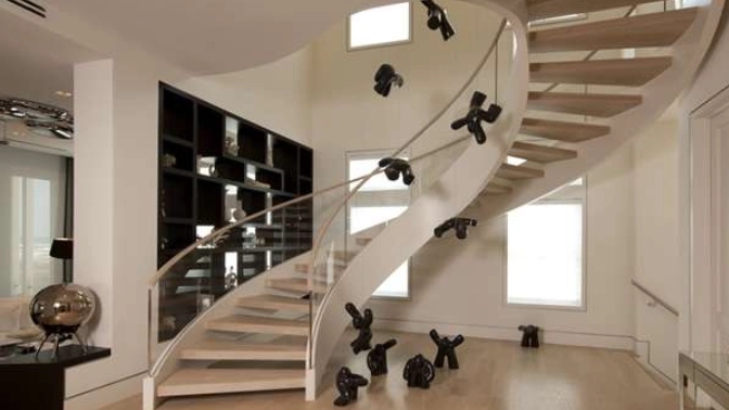 What is a round staircase?